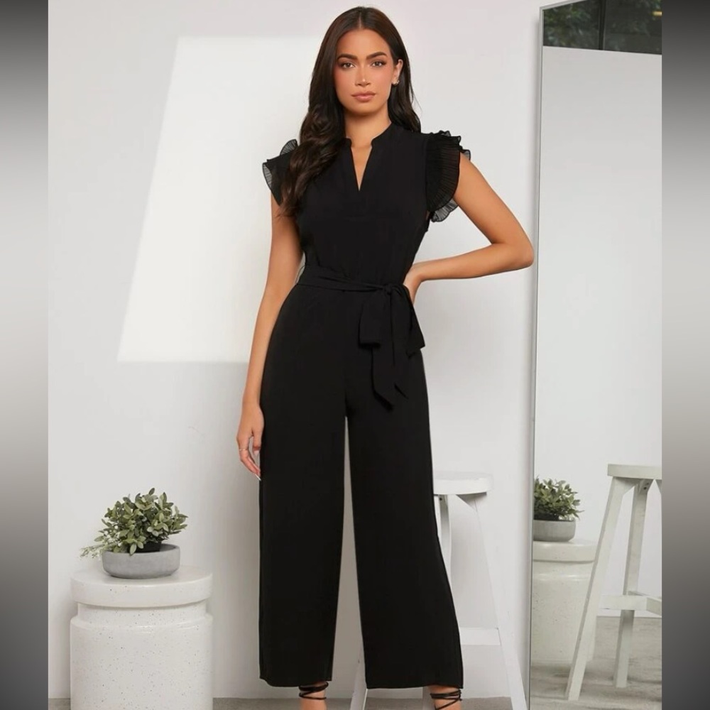 evoluSHEIN Ruffled Neck & Butterfly Sleeve Belted Women’s Jumpsuit